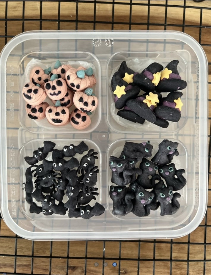 Box de Confeitos Halloween Pet com abóboras, chapéus de bruxa, morcegos e gatinhos pretos